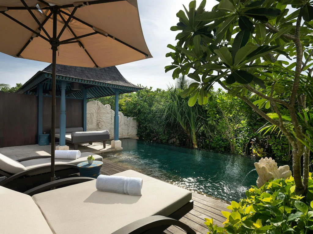 Garden Oasis Villa with Private Pool