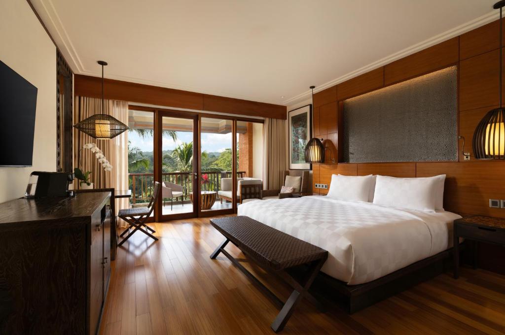 Premier Room